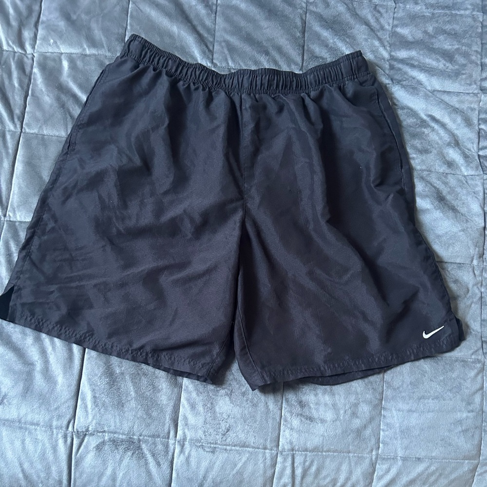 black nike XL shorts